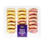 Galletas de azúcar glaseadas rosas y amarillas First Street